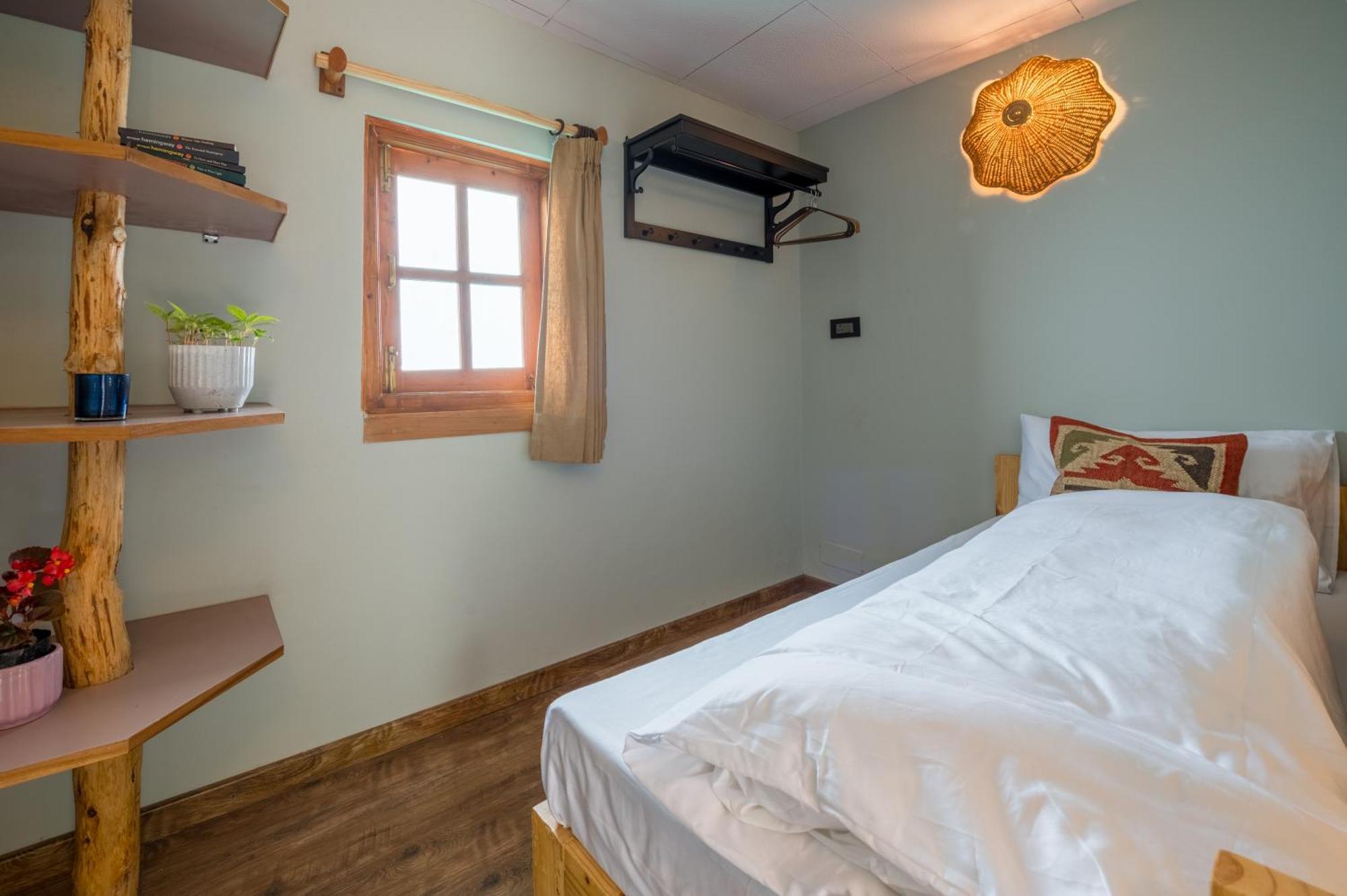 Cedar Hill Lodge - A Boutique Homestay Mashobra Buitenkant foto